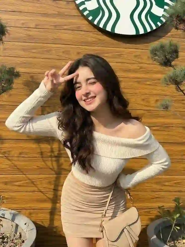 beautiful call girls in Mumbai